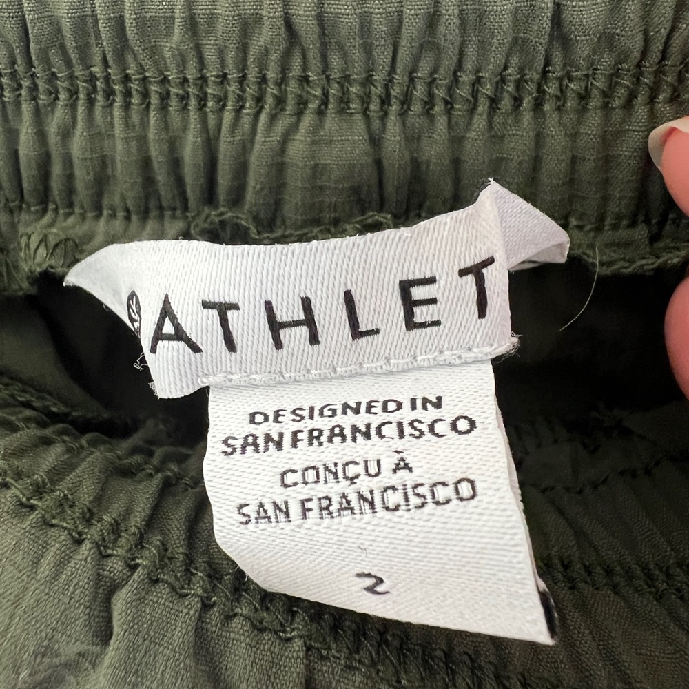 ATHLETA trekkie pants olive green athleisure joggers / size 2 - Picture 5 of 9